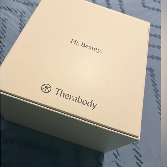 $650 Theraface Thera Face Therabody Face LED mask Highest BEST Quality - Picture 7 of 15